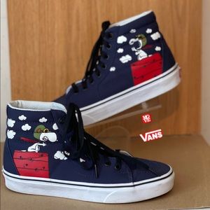 VANS SK8 Hi Snoopy Peanuts blue Sz 7 or 8.5